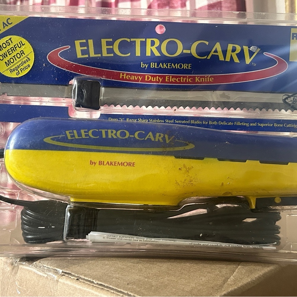 Vintage  Electro-Carv by Blakemore Heavy Duty Electric Knife sealed package